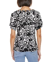 Belldini Women's Grommet Detail Floral Short Sleeve Knit Top