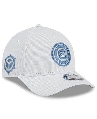 New Era Men's White Chicago Fire 2025 Jersey Hook 9FORTY M-Crown Adjustable Hat