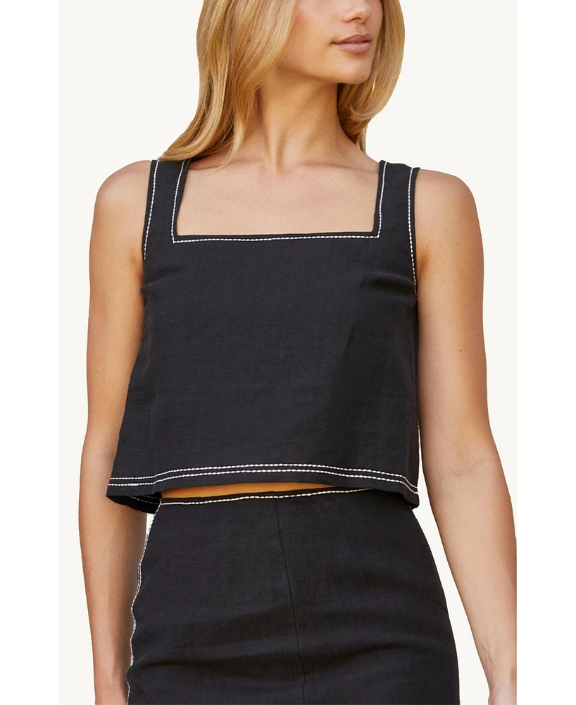 Crescent Women's Taby Contrast Embo Stitch Top