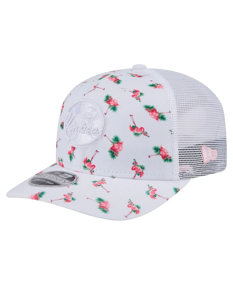 New Era Men's White New York Yankees Flamingo Mesh Back 9SEVENTY Stretch-Snap Hat