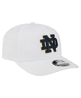 New Era Men's White Notre Dame Fighting Irish Perform Vault 9SEVENTY Stretch-Snap Hat