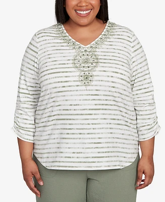 Alfred Dunner Plus Textured Medallion Top