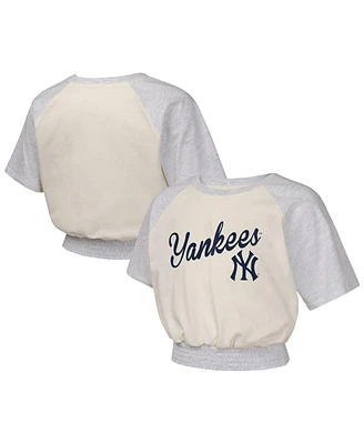 Outerstuff Girls Cream New York Yankees Curve Ball Fashion Raglan T-Shirt