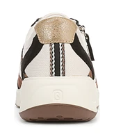 LifeStride Women's Teamplayer Washable Round Toe Slip On Sneakers