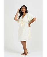 Fashion-szn Curve Plus Short Sleeve V-Neck Mini Skater Dress