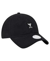 New Era Women's Black Chicago Bulls Sport Night Suede Patch 9TWENTY Adjustable Hat