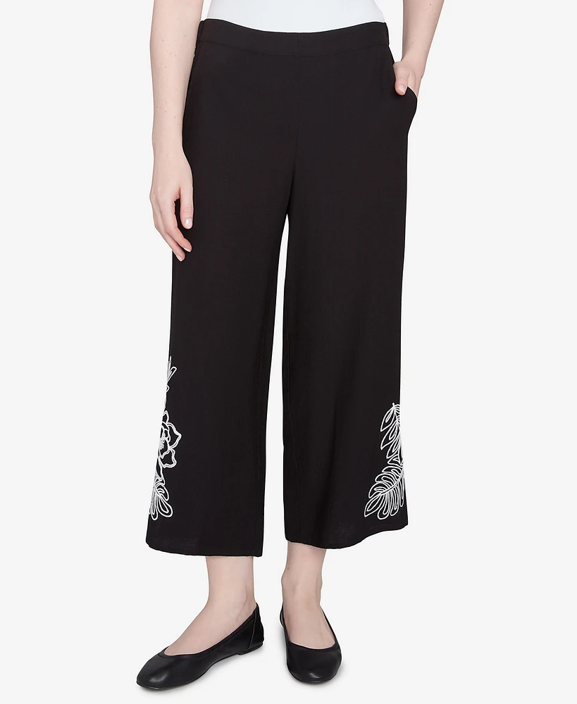 Ruby Rd. Petite Soft Tropical Fern Embroidered Capri Pants