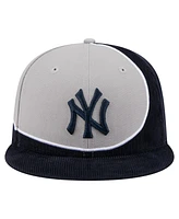 New Era Men's Navy/Gray New York Yankees Retro Split Corduroy Snapback Hat