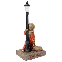 Light-Up Lamp Post Sam Statue - Trick 'r Treat