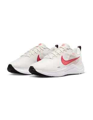 Tenis Nike Downshifter de mujer para correr