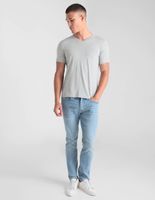 Playera cuello V para hombre