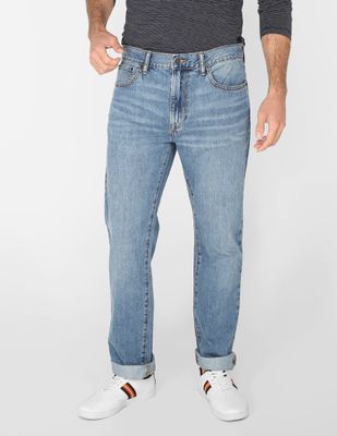 Jeans straight lavado claro para hombre