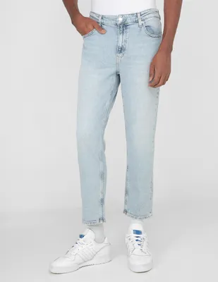 Jeans straight Calvin Klein lavado claro para hombre