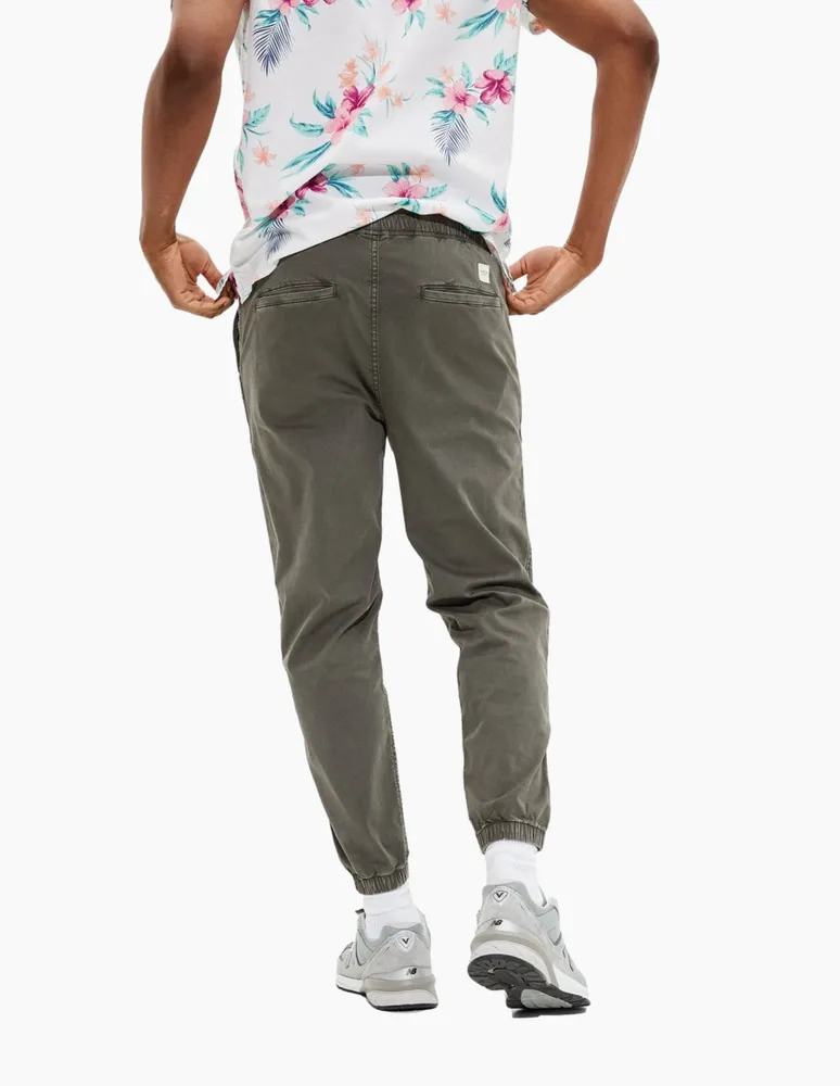 Jogger slim American Eagle lavado obscuro con bolsillos para hombre