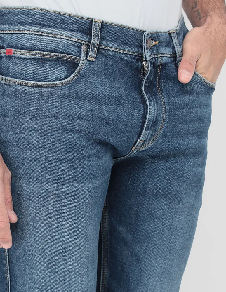 Jeans straight HUGO lavado stone wash para hombre