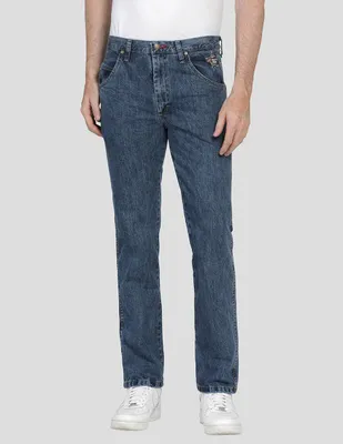 Jeans amplio Wrangler Boot Cut deslavado para hombre