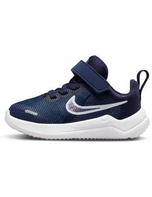 Tenis Nike Downshifter de niño para entrenamiento