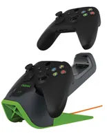 Cargador de pilas Bionik compatible con Xbox Series/X