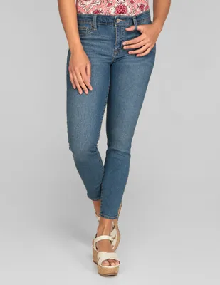 Jeans skinny lavado claro corte cadera para mujer