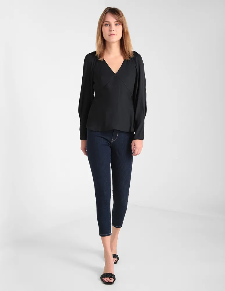 Jeans petite skinny lavado obscuro corte cintura para mujer