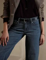 Jeans straight lavado obscuro corte cintura para mujer