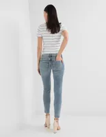 Jeans skinny corte cintura para mujer