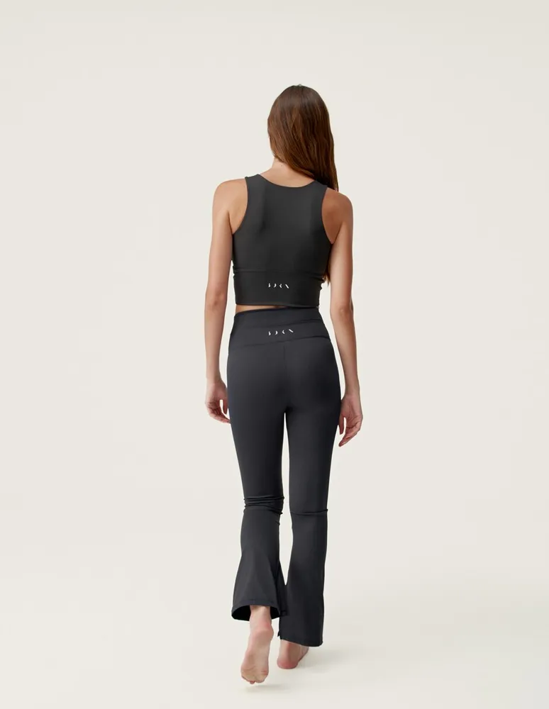 Top deportivo Born para yoga mujer