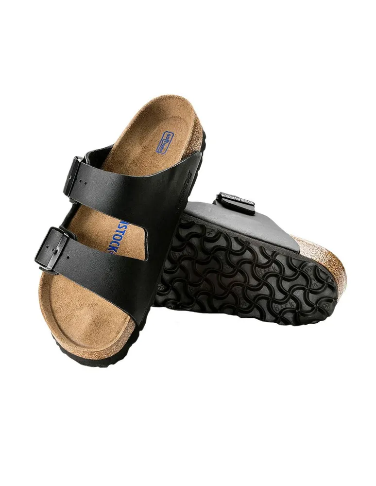 Sandalia Birkenstock negra con hebilla