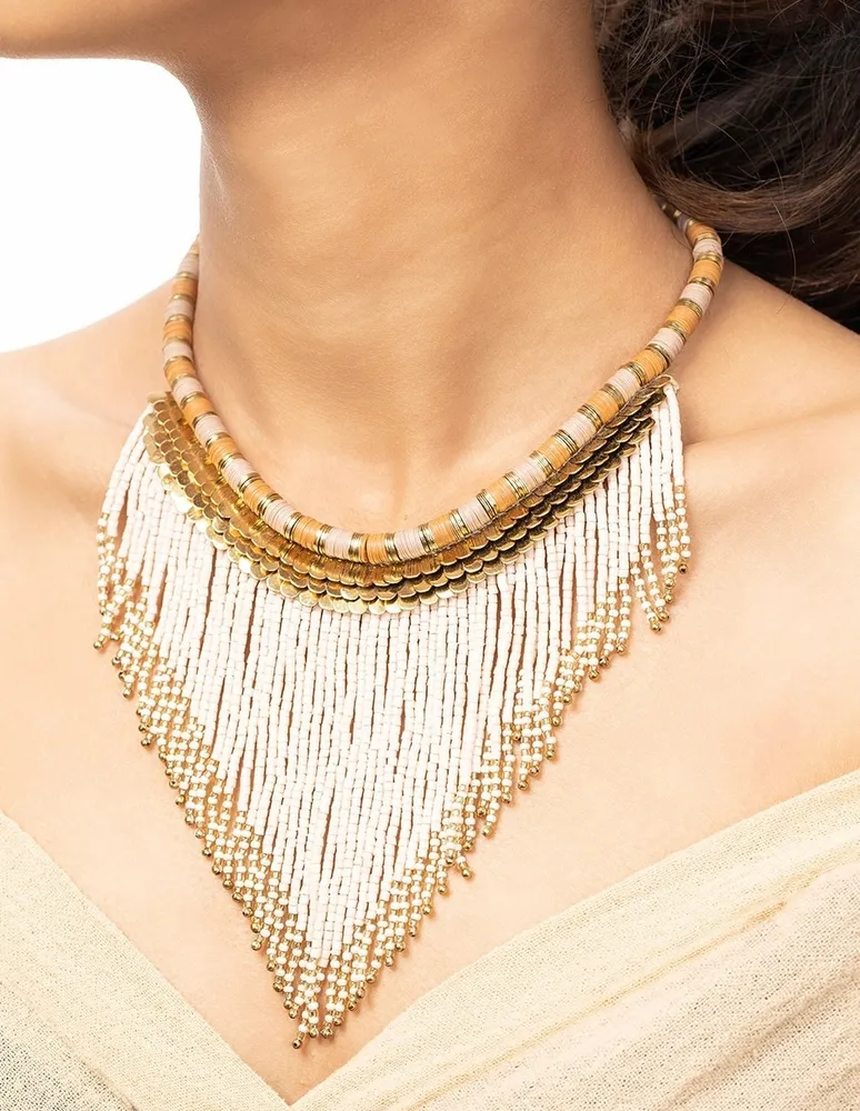 Collar Deepa Gurnani