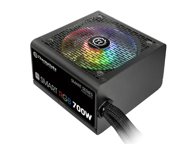 Alimentation ATX AeroCool Cylon RGB - 700W