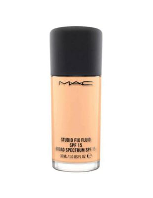 Base de maquillaje líquida M.A.C Studio Fix Fluid acabado mate