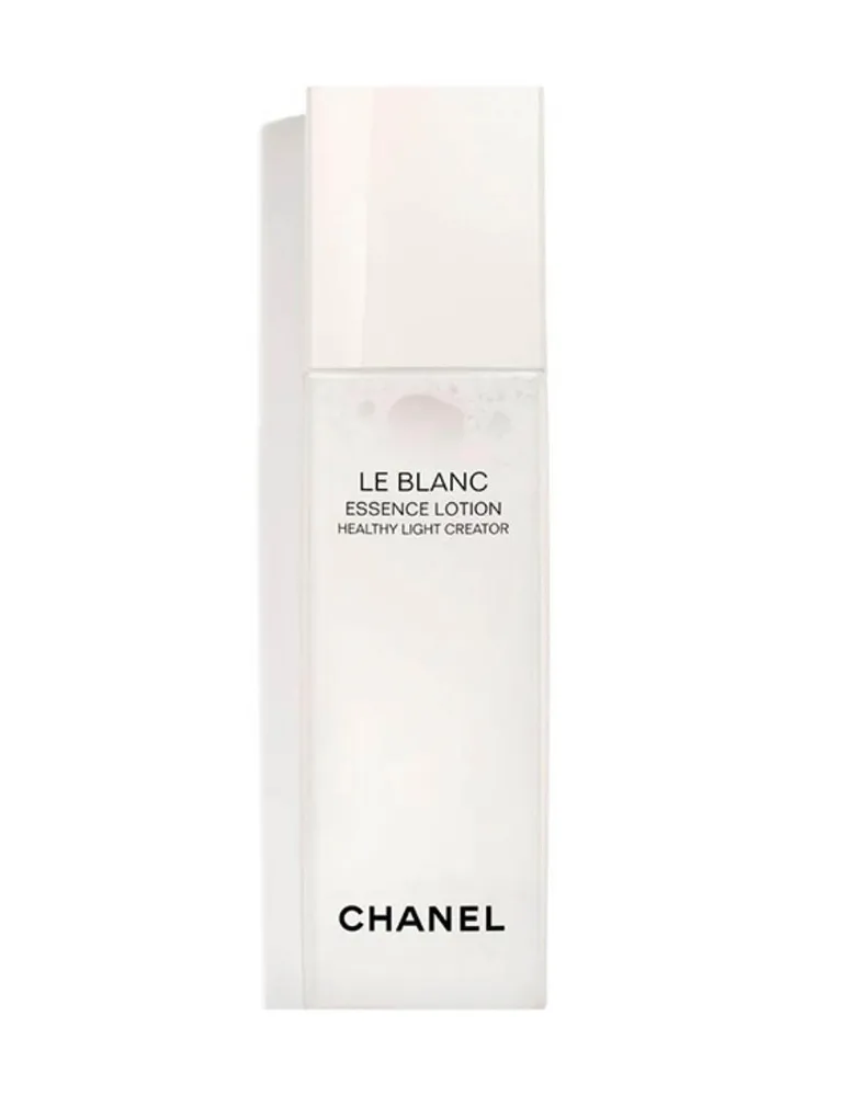 <b>CHANEL<br>LE BLANC ESSENCE LOTION</b><br><span>CREADORA DE LUMINOSIDAD REVITALIZAR - ILUMINAR - FORTALECER</span>