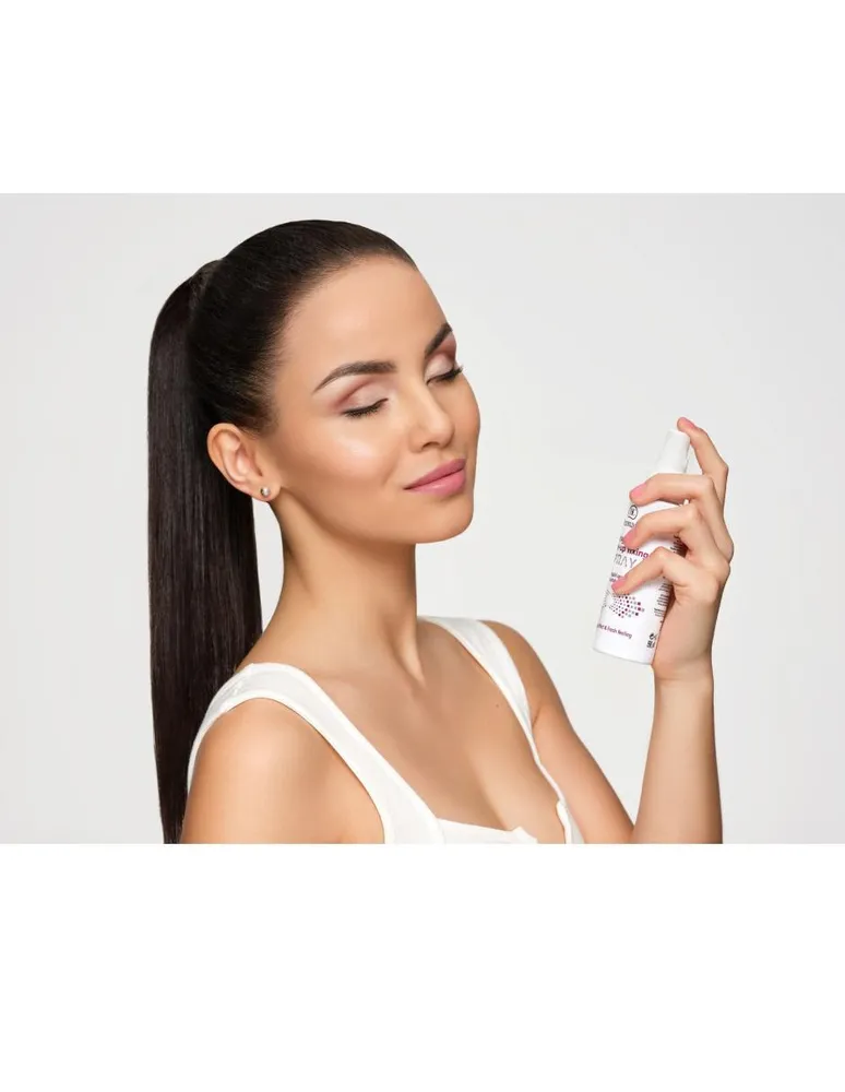 Spray fijador de maquillaje Dermacol con efecto de larga duración