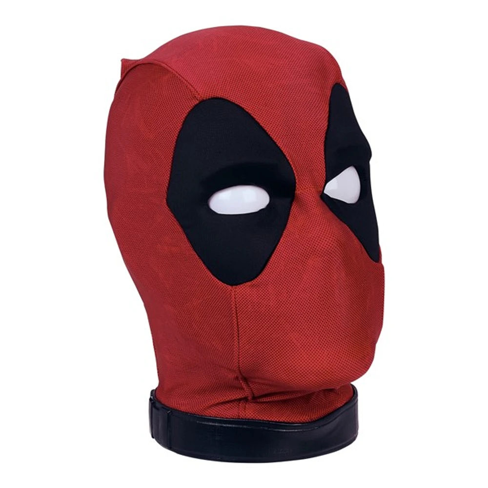 Marvel Legends Series Deadpool's Head Premium Interactive Head 