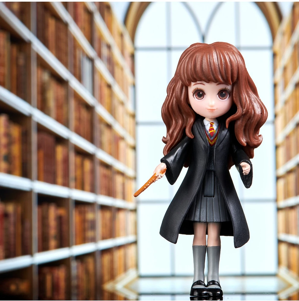 Wizarding World Doll Assorted – Une variation choisie au hasard