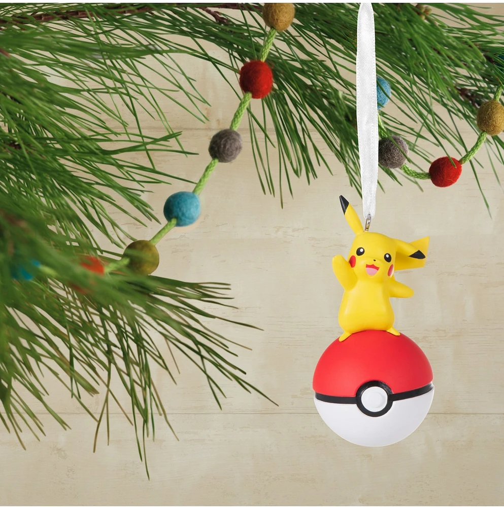 Pokémon: Pikachu & Pokeball Christmas Ornament 