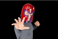 Marvel Legends Series, casque de cosplay premium de Magneto 