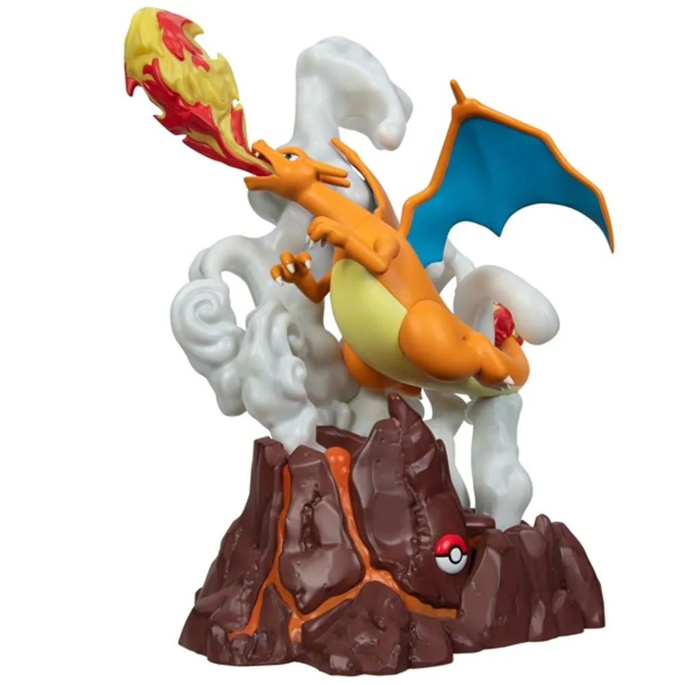Pokemon Deluxe Charizard Statue 