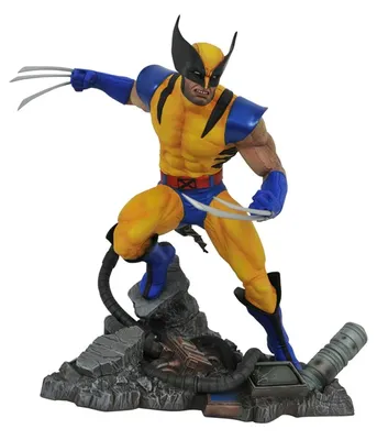 Marvel Gallery vs. Wolverine Statue 