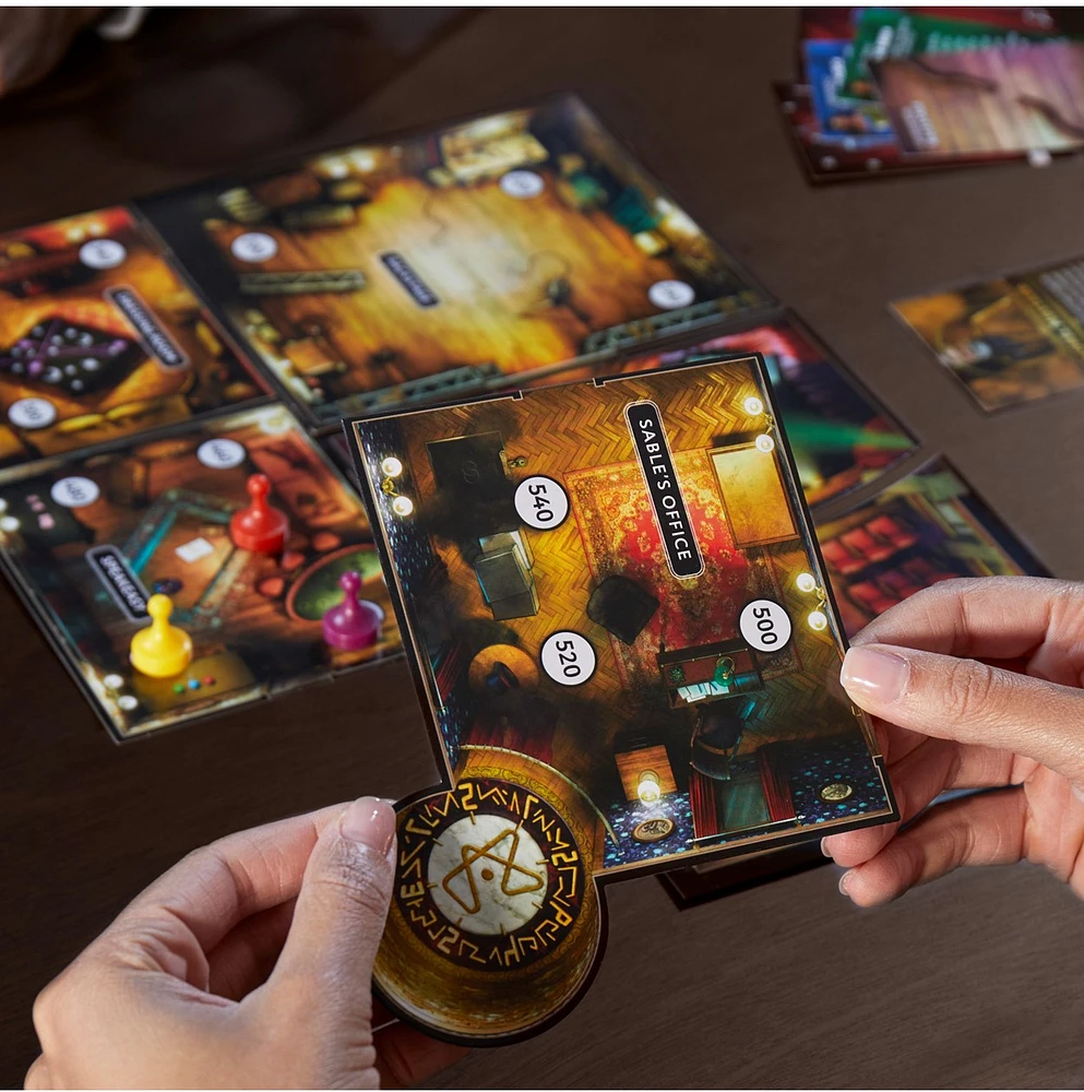 Clue Escape: The Illusionist's Club 