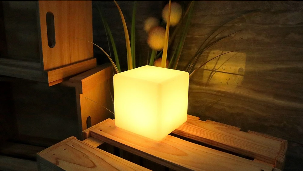 Biogenik LED Rechargeable Light Cube 