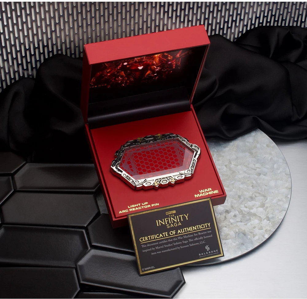 Marvel Studios The Infinity Saga - War Machine Arc Reactor Pin 