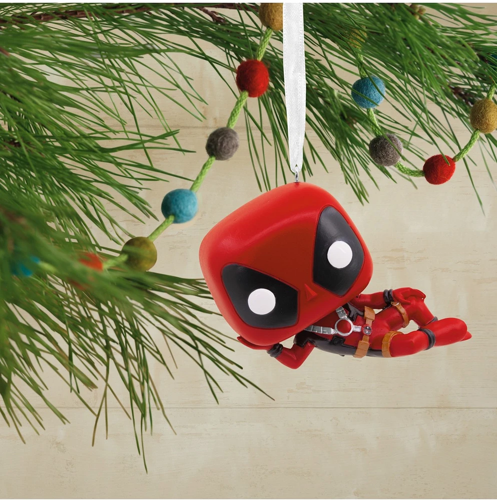 Hallmark Christmas Ornament (Marvel Deadpool Laying Down Funko POP!) 