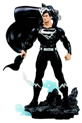 DC Heroes: Superman (Black & Silver) Previews Exclusive Pvc 1/8-Scale Statue 