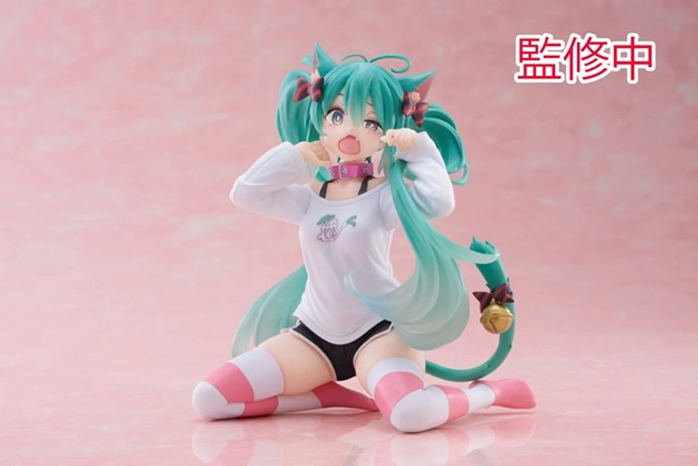 Hatsune Miku Desktop Cute Figure 