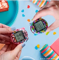 Tamagotchi Connection True Friends Set - Blue Graffiti and Pink Graffiti 
