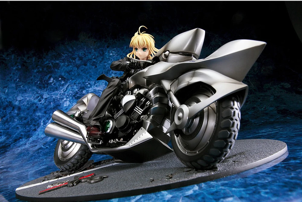 Fate /Zero Saber & Saber Motored Cuirassier 1/8 Scale Figure 