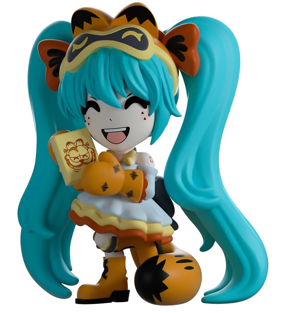 Youtooz: Garfield Miku 