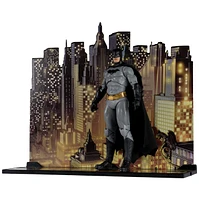 DC Multiverse Batman with Bat-Glider (The Thirteenth Hour) Gold Label 7-Inch Action Figure 