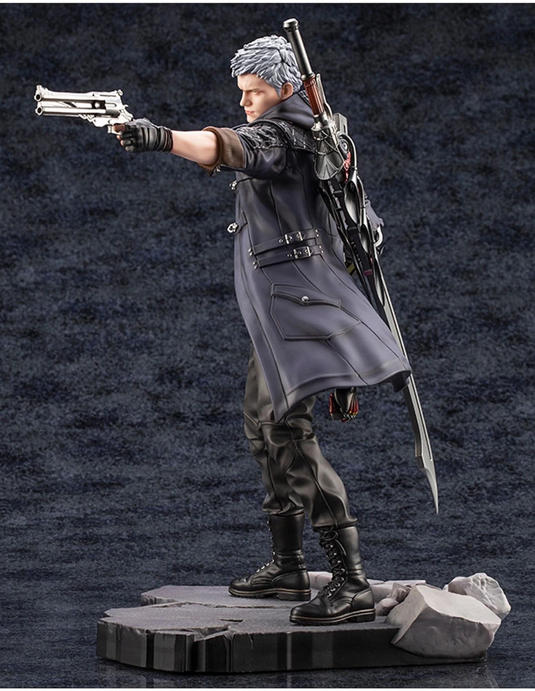 Devil May Cry 5 Nero Artfx J 1/8 Scale Figure 